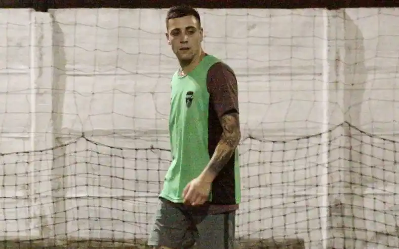 Mauro Rossi, un goleador de raza que sueña con el ascenso del Cerro