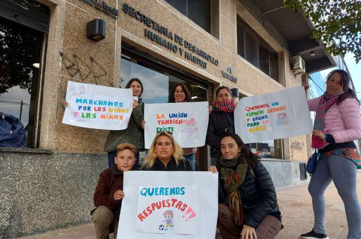 Tras el cese de Pajaritos de la Calle, "La Casita de La Unión" permanece cerrada y piden su reapertura