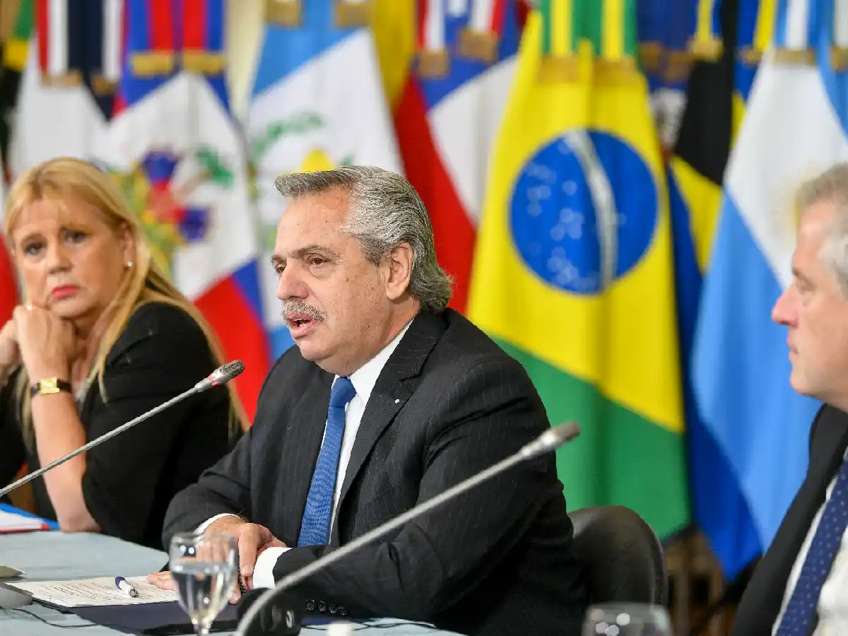 Alberto Fernández cuestionó el bloqueo económico a Cuba y Venezuela