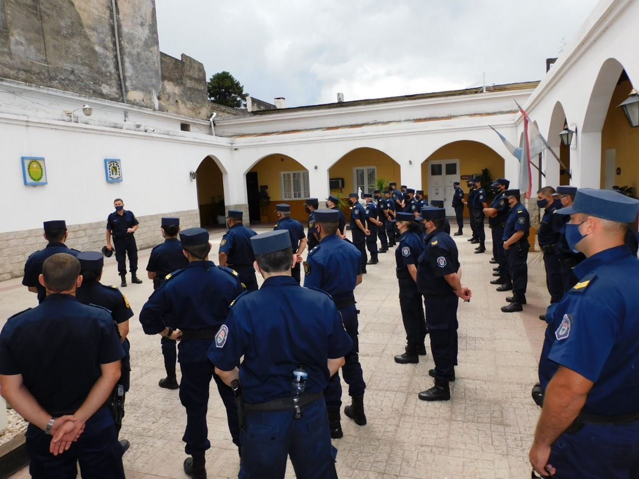Comenzó el operativo policial por el fin de semana extra largo en la ciudad