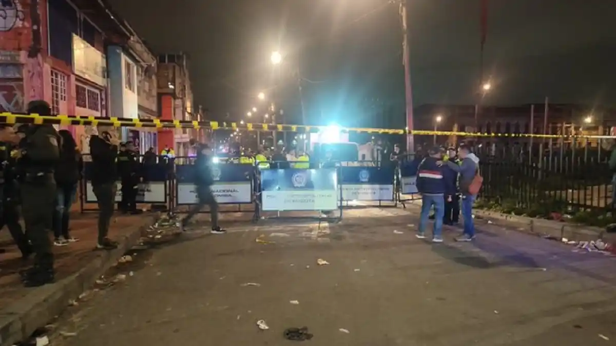 TRES MUERTOS  y cinco heridos deja el lanzamiento de un explosivo en el centro de Bogotá