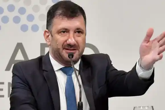 El Senado expulsó a Edgardo Kueider, el senador detenido en Paraguay con US$ 200 mil sin declarar