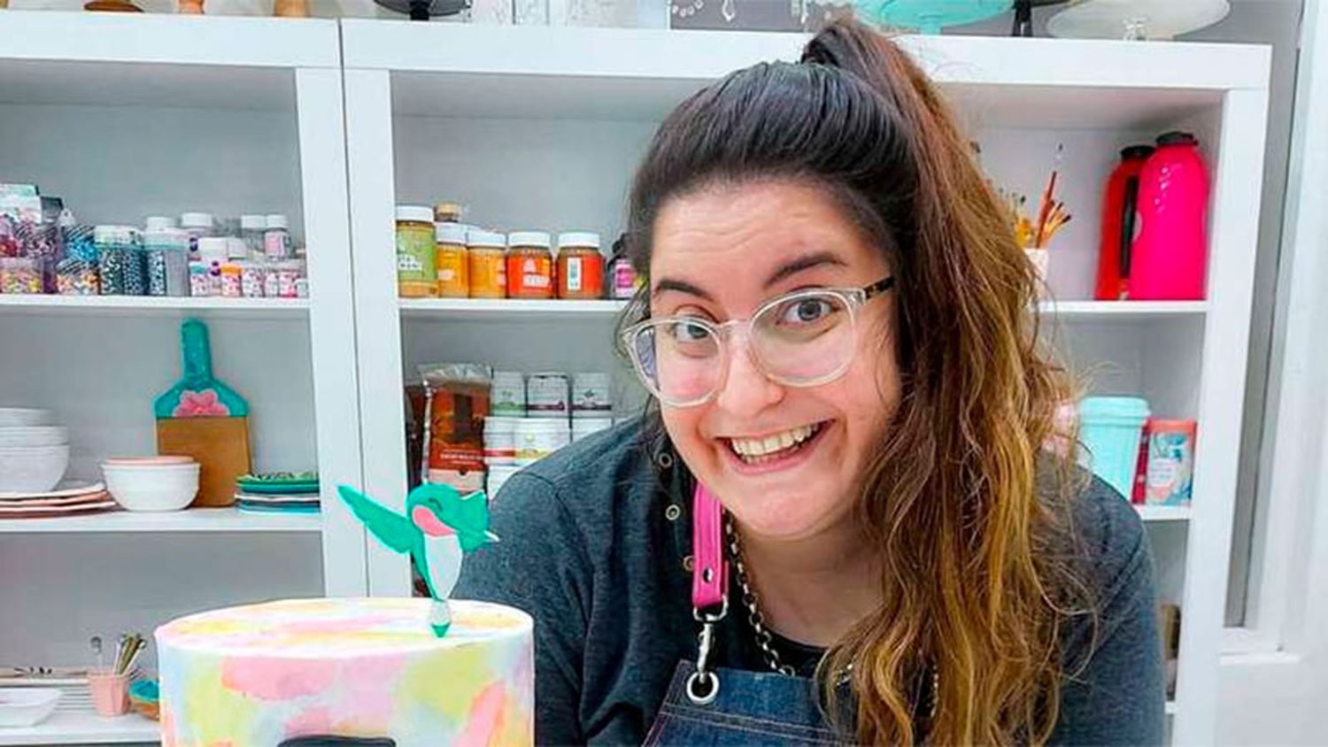 Murió ex participante de Bake Off que padecía coronavirus: tenía 31 años