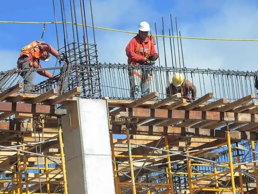 La construcción inició 2026 con una suba de 1,2% contra enero del año anterior.