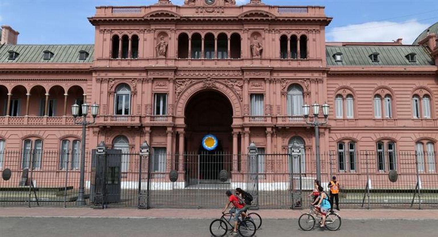 Gobierno espera que los dirigentes del agro propongan suspender la baja de retenciones a la soja