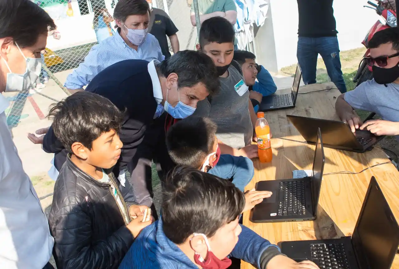 Facundo Manes presentó su plan de campaña que tiene como eje la “Revolución del Conocimiento”