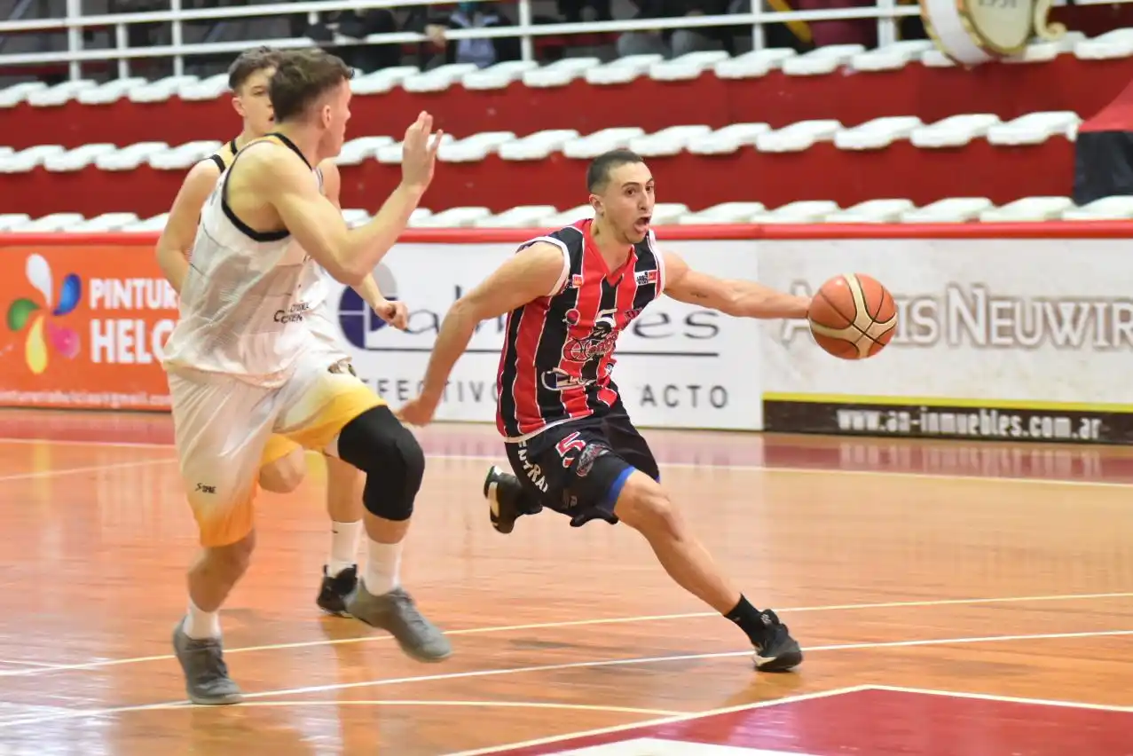 Con polémica, Central ganó pero no alcanzó la diferencia y quedó afuera