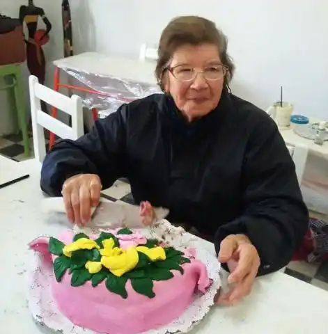 Paulina una alumna de 85 años