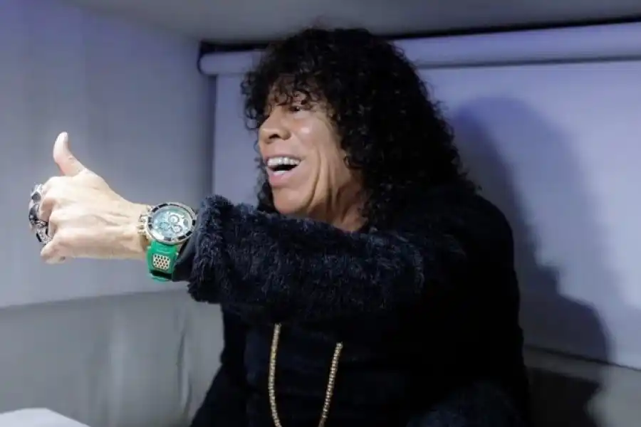 La Mona Jiménez sufrió un principio de ACV y quedó internado