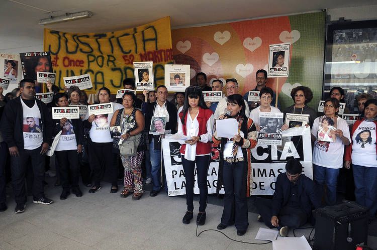 Tragedia de Once: Familiares de víctimas realizan acto a un año y medio del accidente