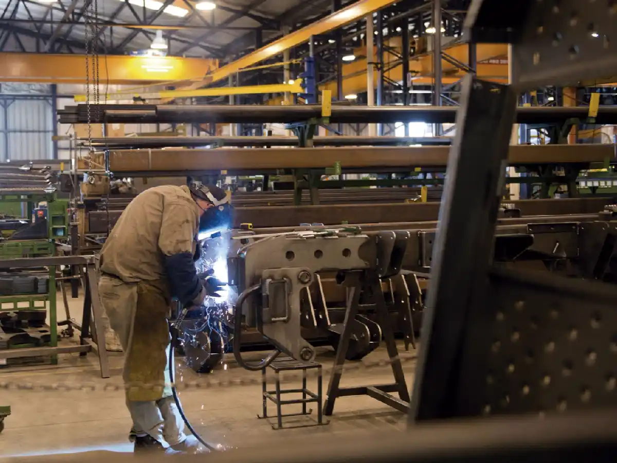 La producción industrial cayó 7,7% en septiembre, según la UIA