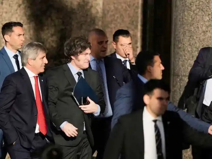 Día 2 sin cepo: Alivio en el Gobierno de
Milei por haber recuperado la agenda