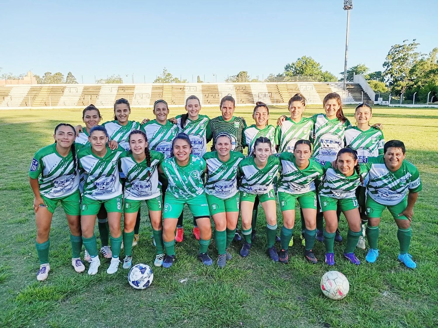 Ganaron las chicas de Estudiantes y clasificaron a una nueva instancia