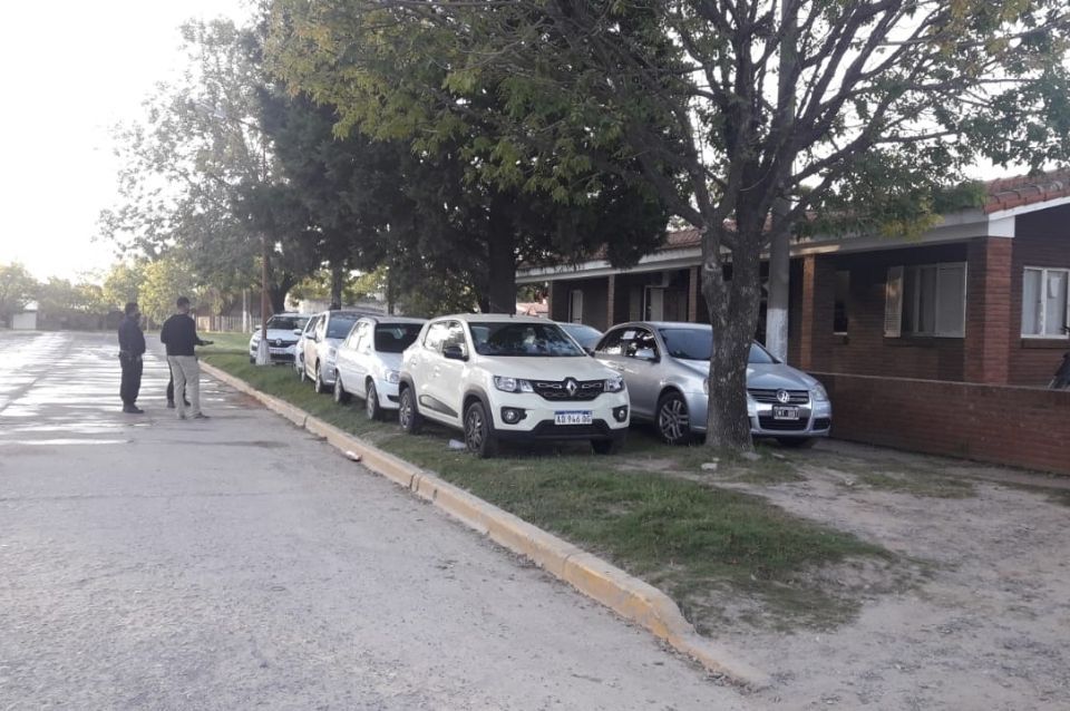 Fiesta clandestina en Arroyo Aguiar: secuestaron ocho vehiculos