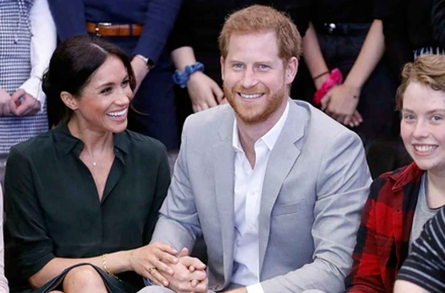 Encontraron videos y fotos de pornografía infantil a uno de los guardaespaldas del príncipe Harry