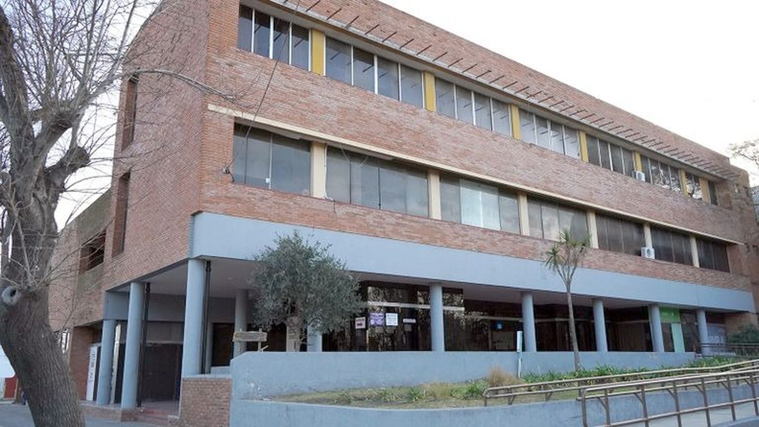 Prevenir. Desde ATE quieren que se haga una revisión en el edificio de avenida 58 y 61.