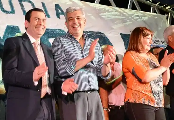 Julián Domínguez cuestionó concentración poblacional y habló de crear "100 nuevas ciudades"