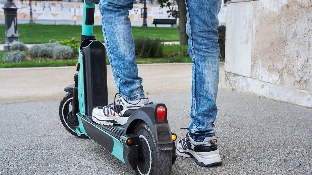 Desde Tránsito informaron los requisitos y lugares permitidos para circular en monopatín en Gualeguaychú