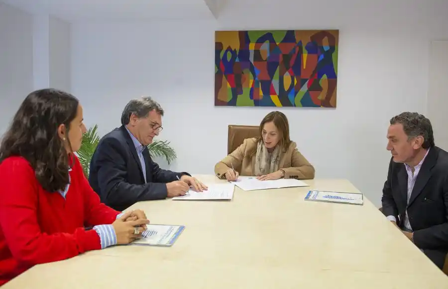 Vidal y Avruj firmaron acuerdo para impulsar acciones de derechos humanos