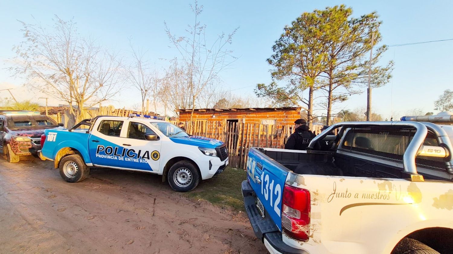 Secuestran arma de fuego casera y aprehenden a un sospechoso por robo