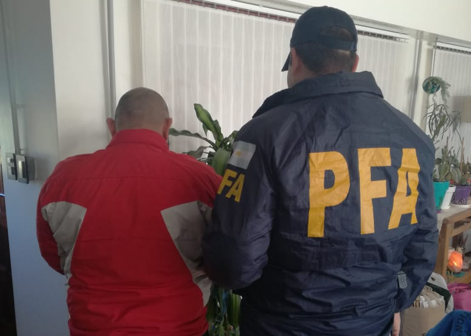 Desarticulan banda integrada por policías, barrabravas y presos de Olmos