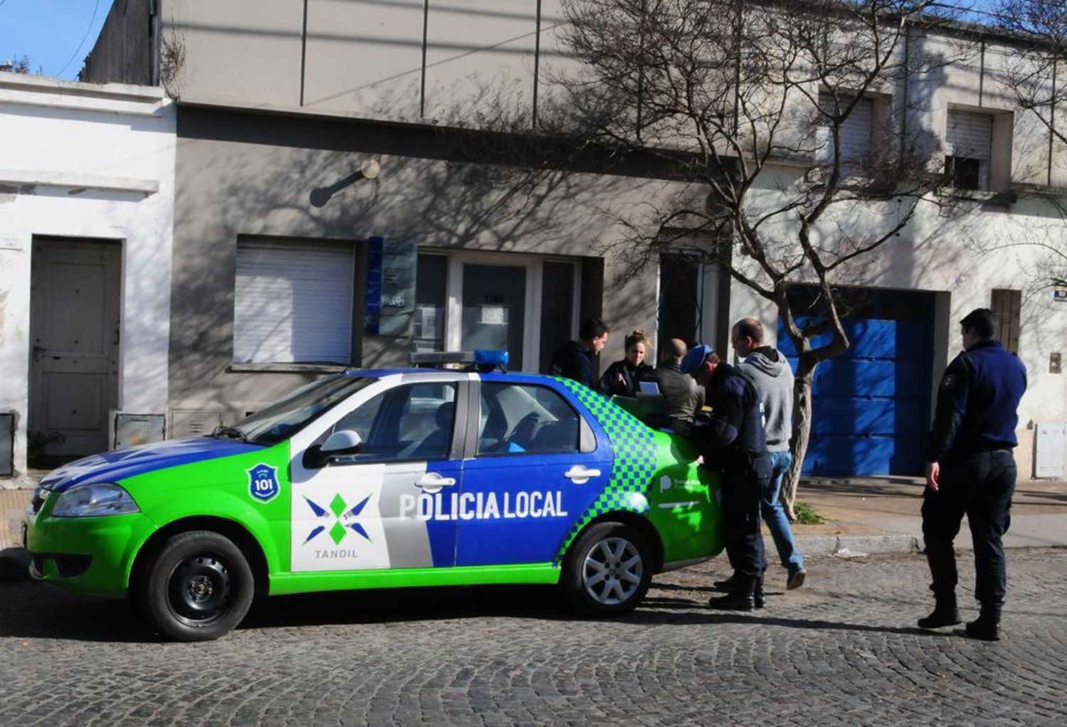 Fue sobreseída la joven que abortó y el médico espera por el juicio