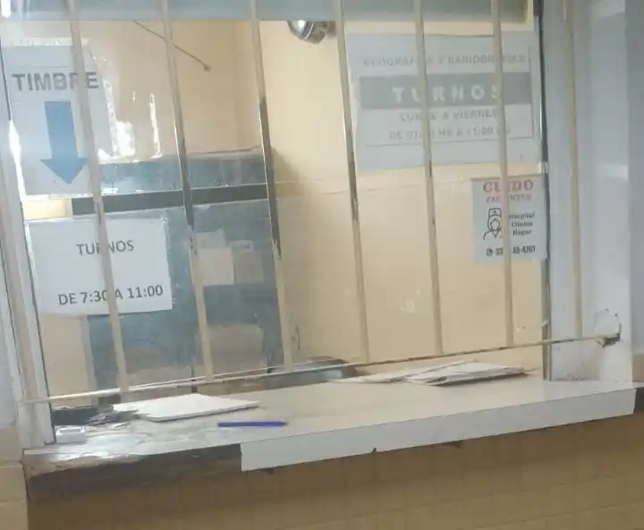 El equipo de rayos ya fue reparado y reprograman las radiografías con turnos asignados.