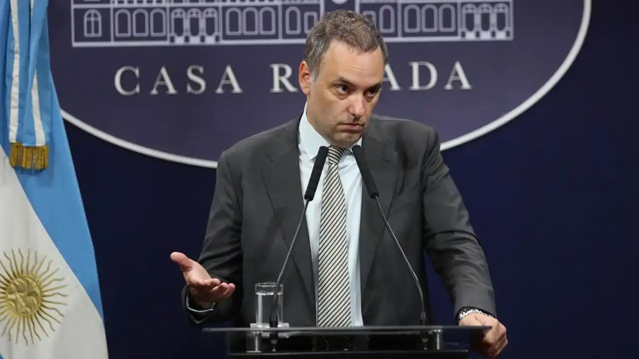 El Gobieron vs las Prepagas