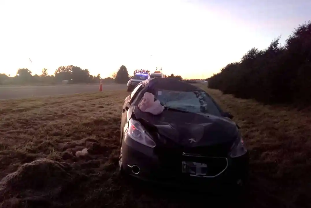 Así quedó el Peugeot 208 tras el accidente.