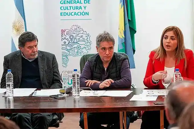 Lorenzino junto a Sileoni en la presentación del relevamiento.