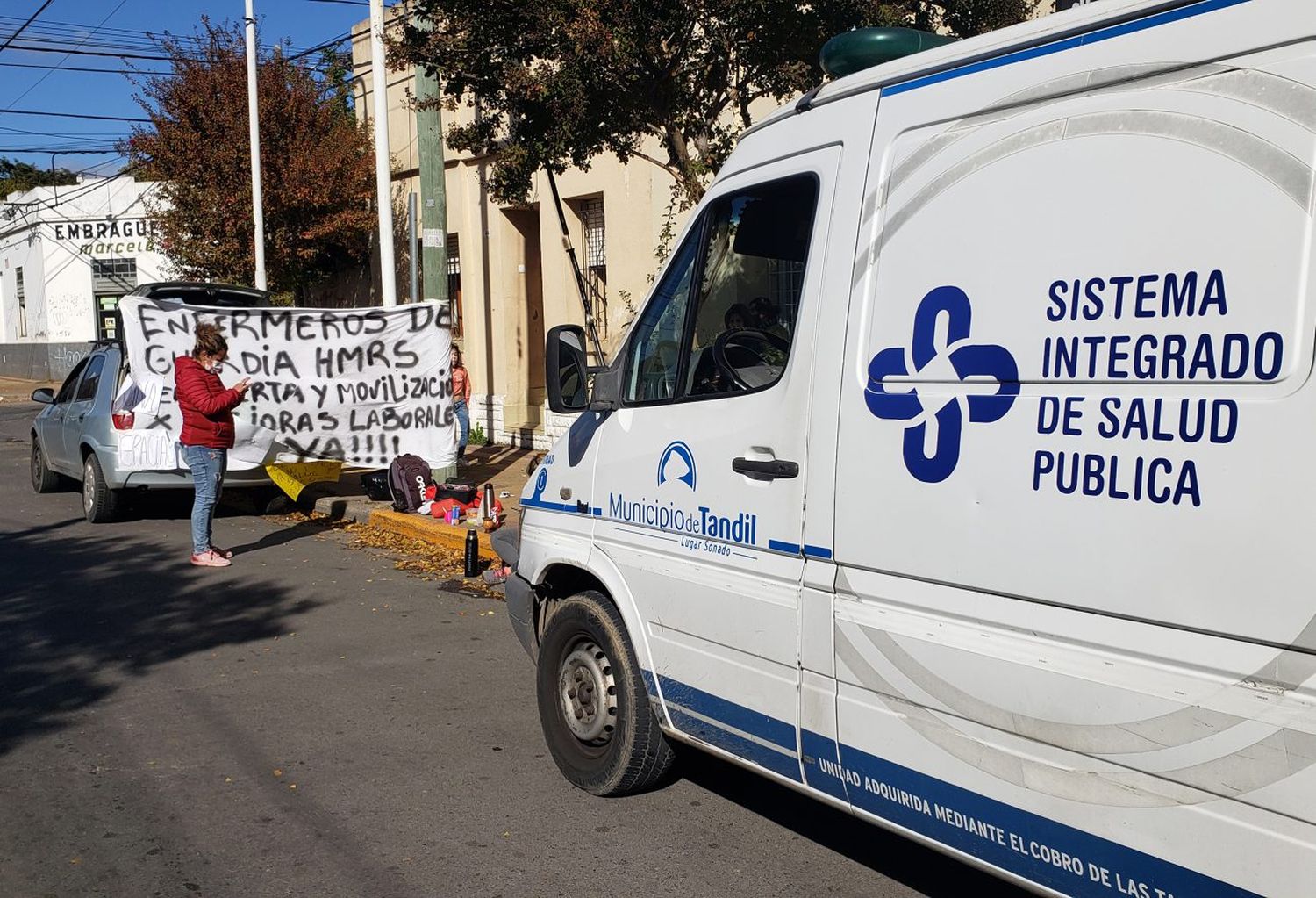 Firmes en su reclamo, los  enfermeros de guardia  insistieron ante el SISP por  la jornada laboral de 6 horas