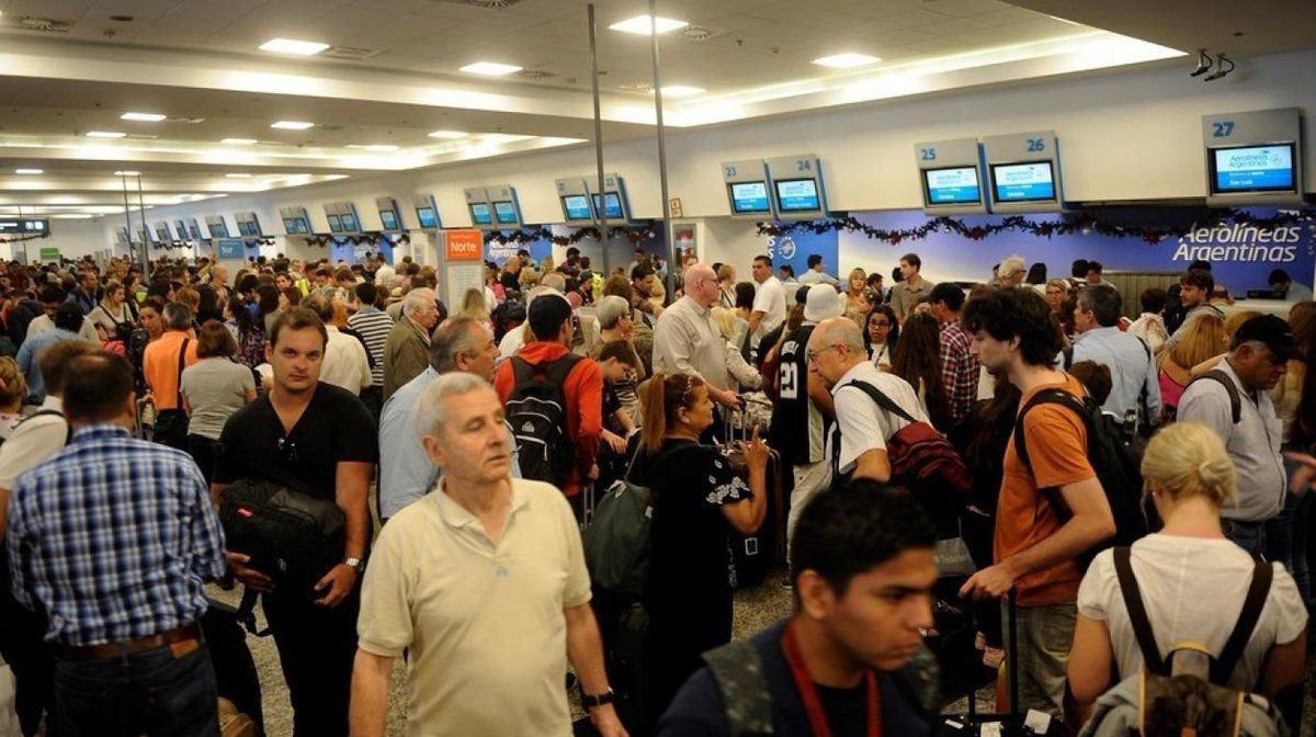 Dictan conciliación obligatoria en el conflicto de LATAM