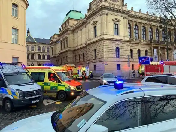 Tensión en la Facultad de Filosofía de la Universidad Carolina de Praga