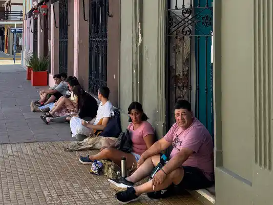 Los cupos son limitados y una vecina alega que debe implementarse un formulario online.