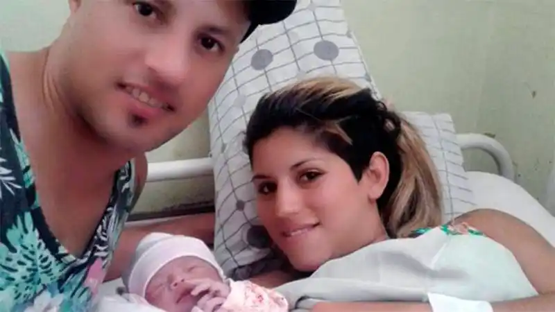 Dos fans de Boca le pusieron a su beba el nombre de su ídolo al revés