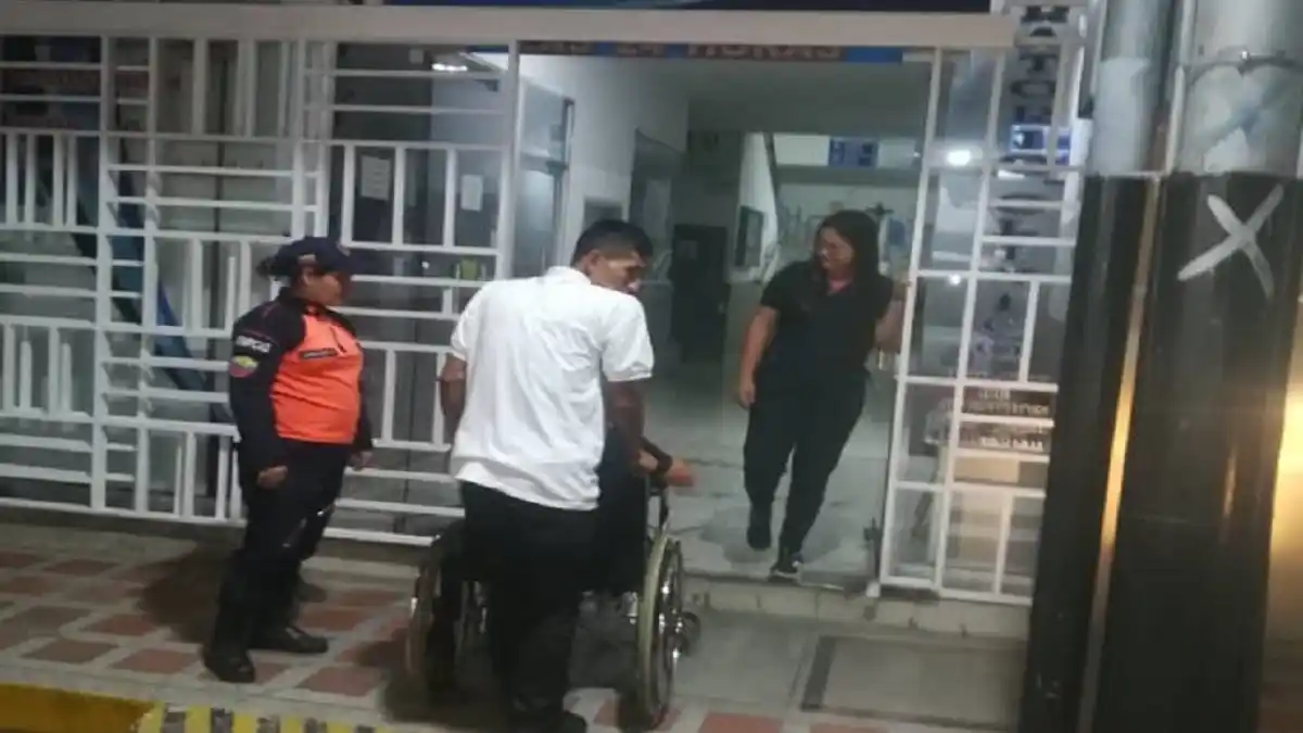 ATAQUE con artefacto explosivo a local nocturno en Ureña deja 11 heridos