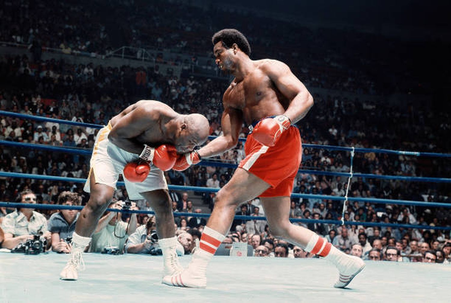 Una imagen de aquel duelo entre Alí y Frazier.