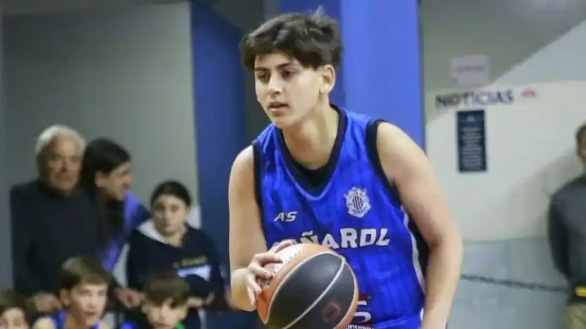 Benjamín Sueyro - Peñarol de Mar del Plata (Basquet)