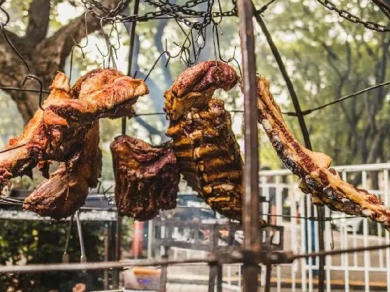 Obsesión parrillera: lleva casi 200 asados en un año y registra cada encuentro en Excel