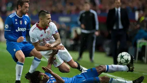 Juventus derrotó al Sevilla de Sampaoli y avanzó a octavos