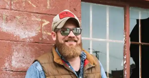 Cantante de música country murió pocas horas después de casarse