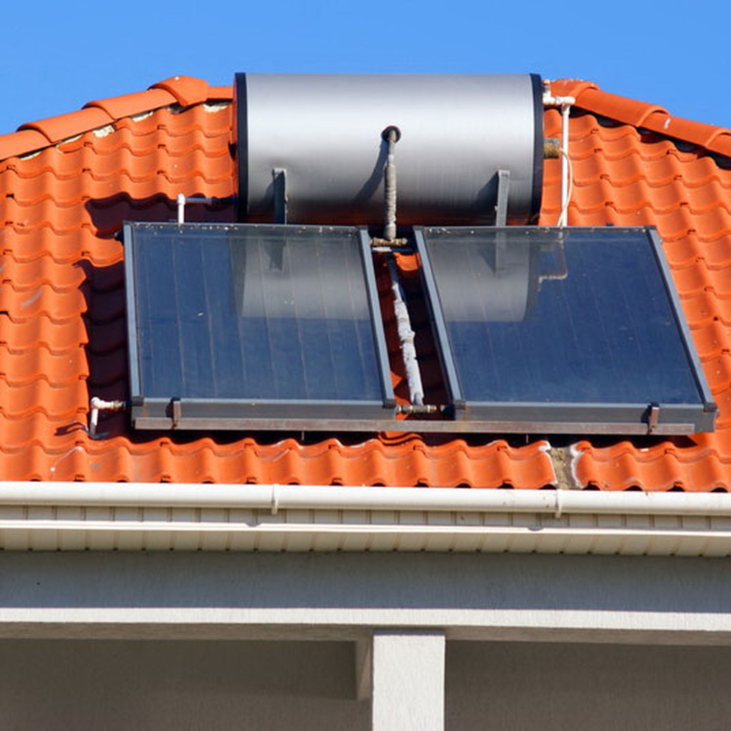 El escaso uso local de la energía solar