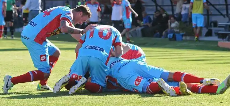 Con dos partidos, vuelve el fútbol de Primera