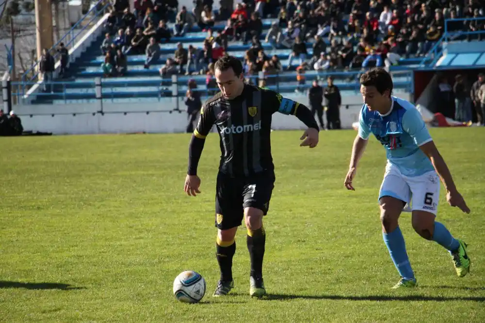 A Santamarina no le alcanzó con el esfuerzo y se quedó sin el invicto 