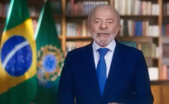 Lula calificó de “chantaje inaceptable” la amenaza arancelaria de Trump