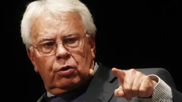 Felipe González: “La revolución chavista ha sido un arma de destrucción masiva”
