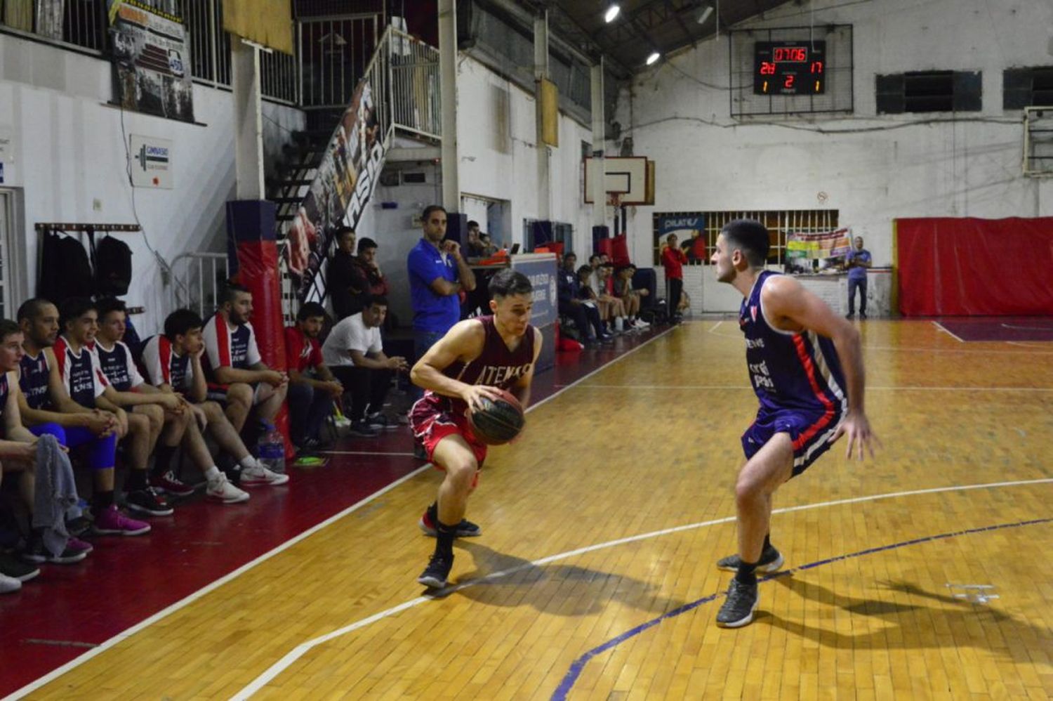 Atenas, con Yarza, jugará la final a partir de mañana