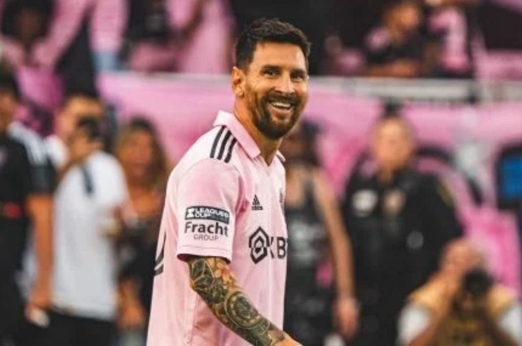 El encuentro se disputa desde las 22.30 en el estadio Toyota de Texas