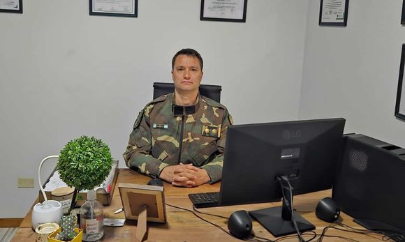 Cháves: desplazaron al jefe de la Policía Rural por falsificar un documento con la firma de la intendente