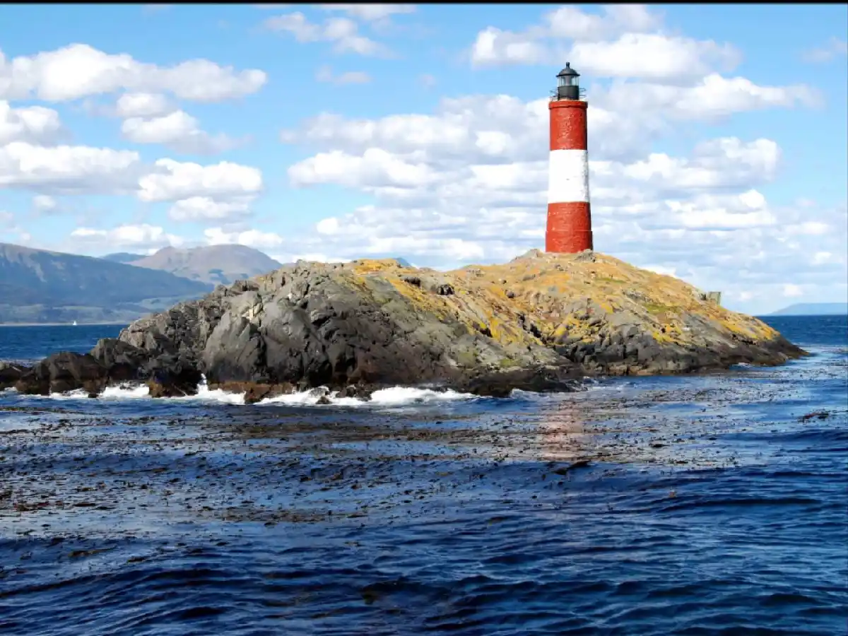 Veterano de guerra viajará al Faro del Fin del Mundo y abrirá biblioteca "Héroes de Malvinas"